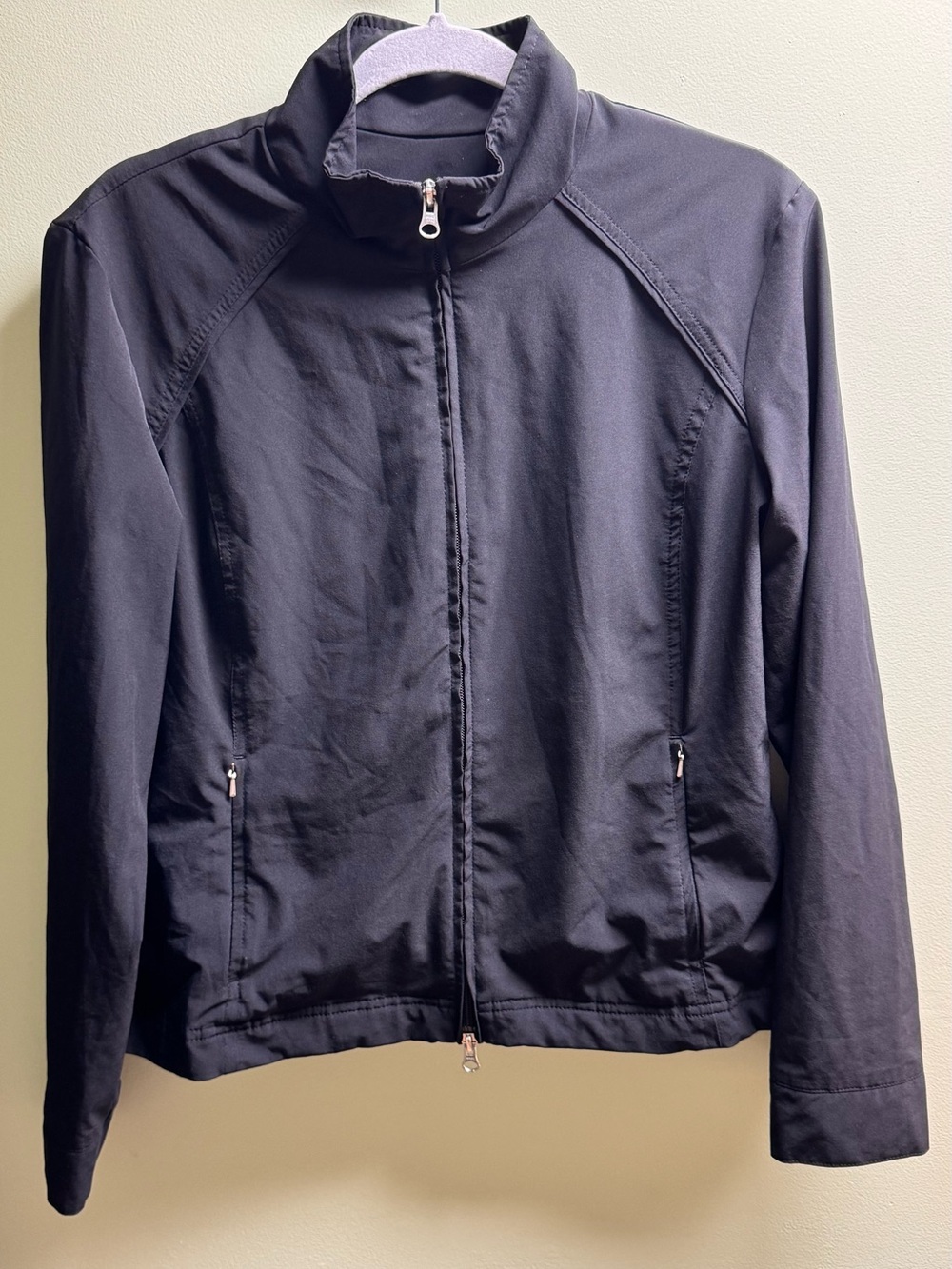 Lucy Women’s size large Black Lightweight Zip-Front Jacket